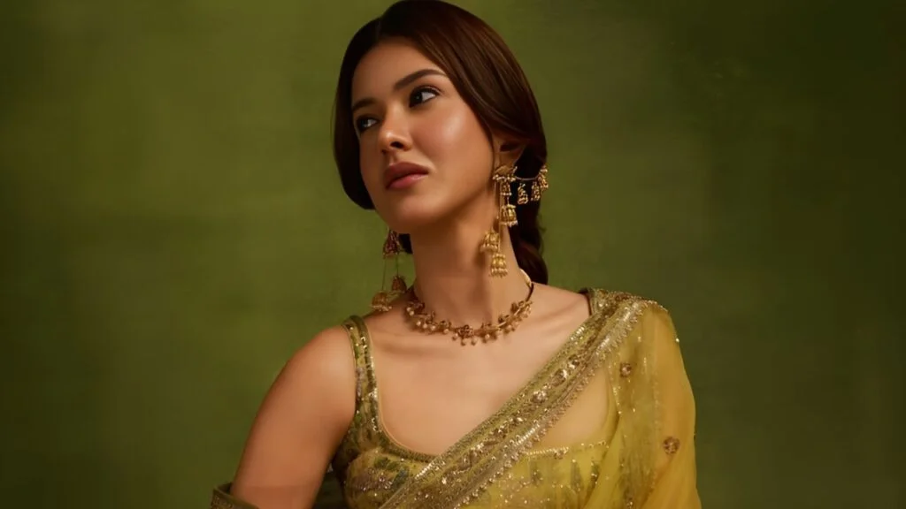 Idhu Kanavukkaana Garjanai